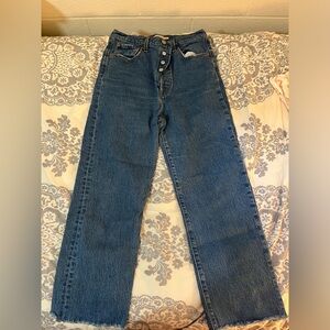 Levi’s Ribcage Straight Ankle Jeans
